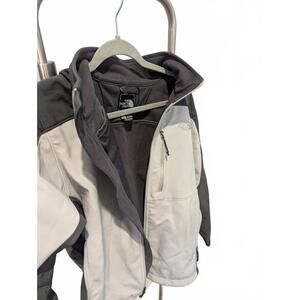 The North Face White Shell Jacket Men’s Large